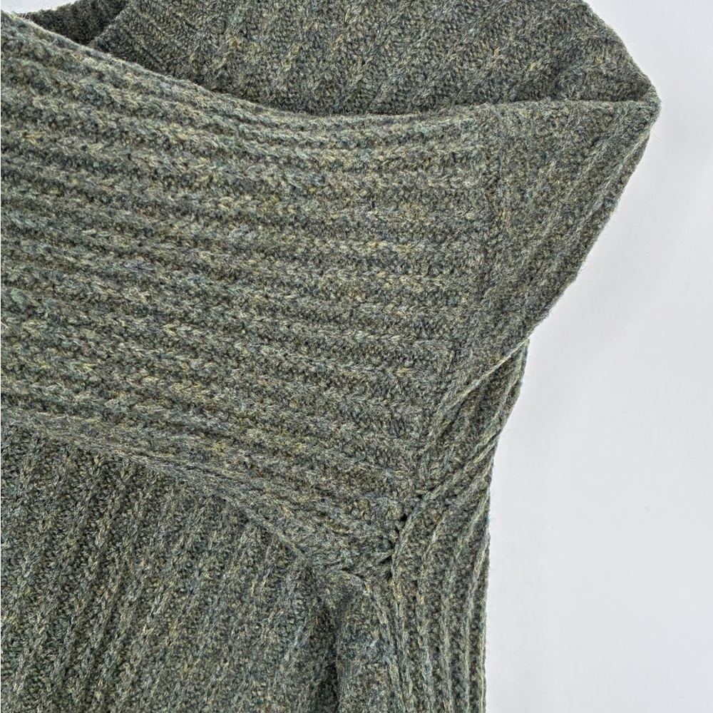 Vince Dark Green Wool Sweater Size S #0036 - Picture 4 of 14